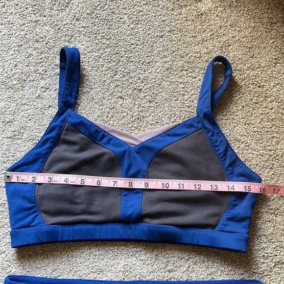Fabletics Set Sports Bra Shira w/Matching Leggings Royal Blue Gray Mesh Pocket - Picture 14 of 16